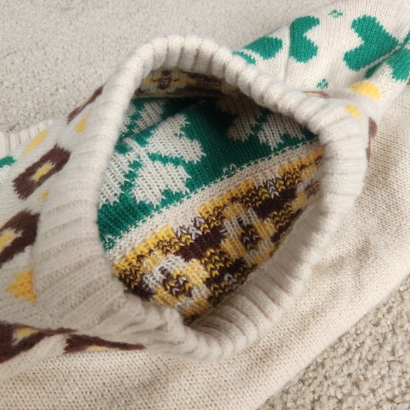 NEW Shamrock Clover Fair Isle Sweater PRICE FIRM - Picture 5 of 8